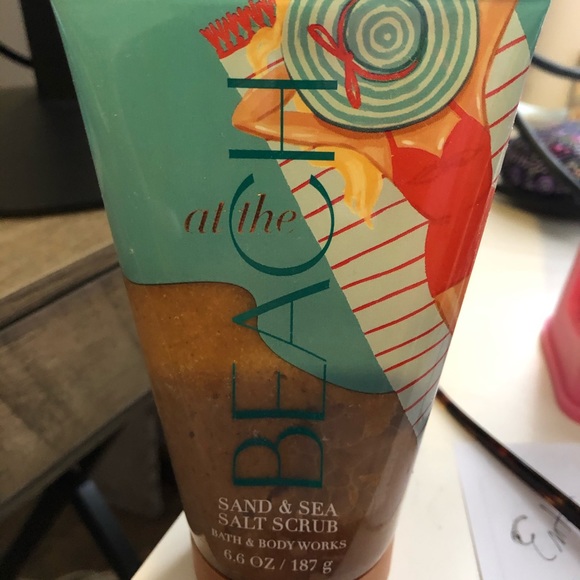 Bath & Body Works Other - Bath & Body Works at the Beach Scrub